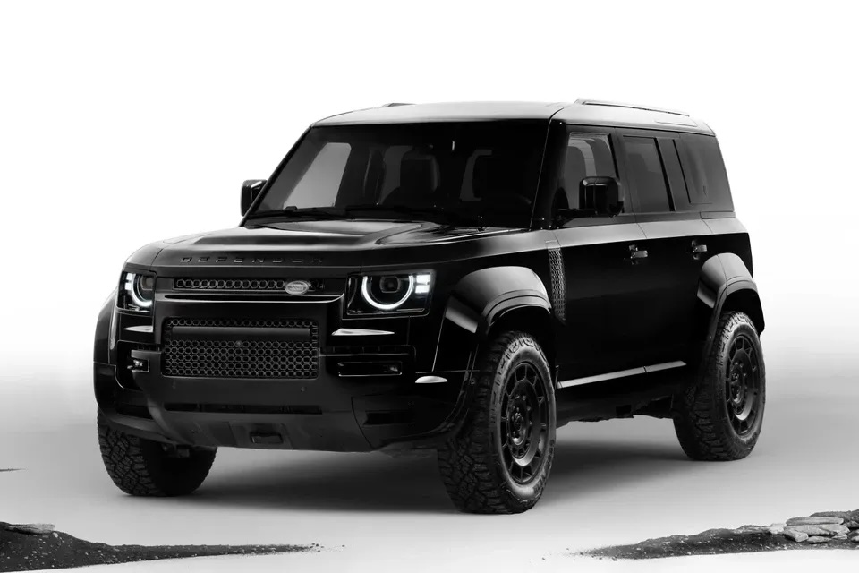 Chi tiết SUV phiên bản đặc biệt Defender OCTA Black