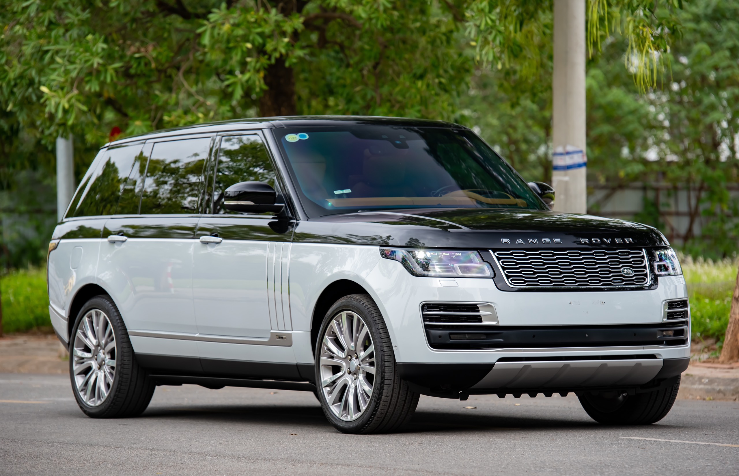 Land Rover Range Rover SV Autobiography LWB 3.0