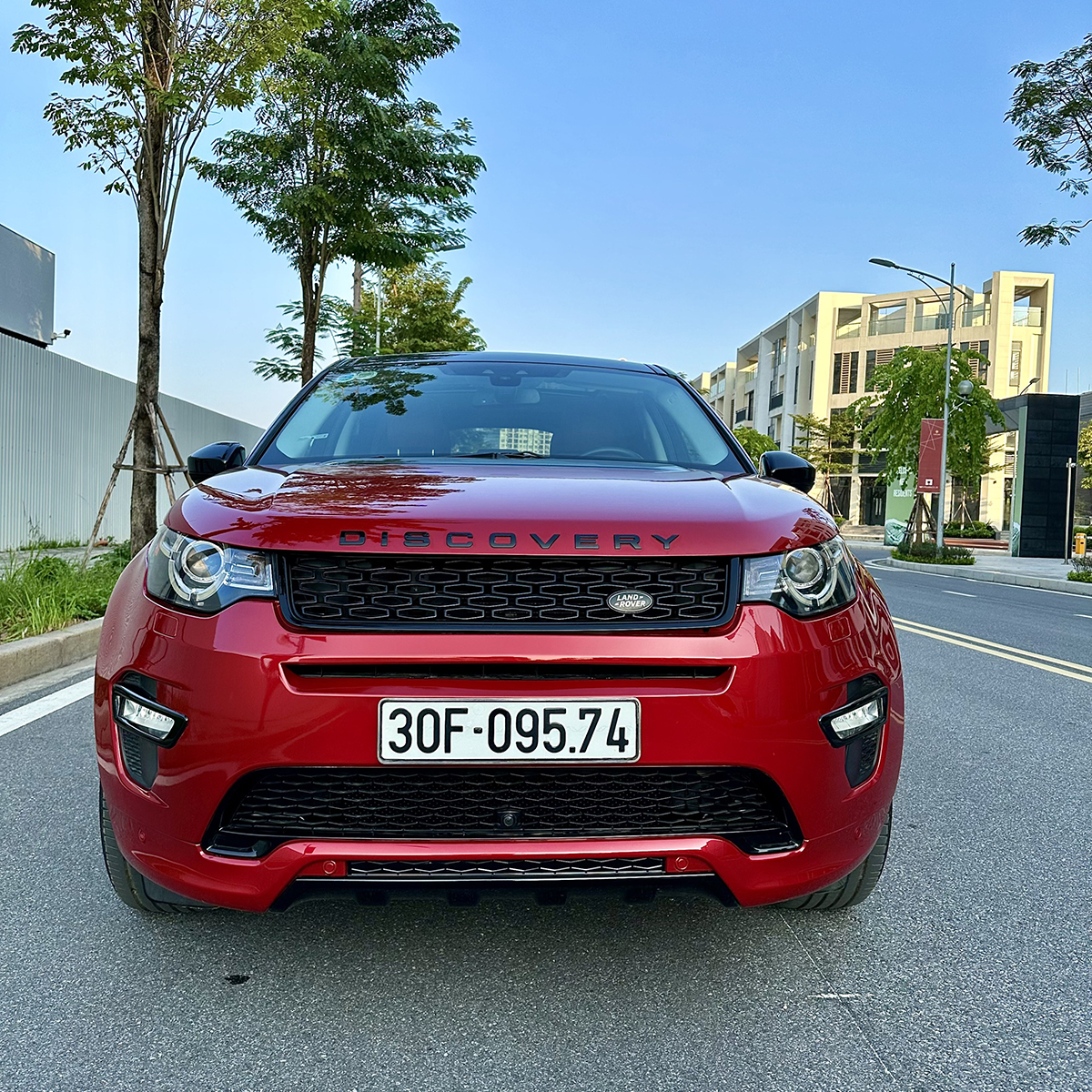 https://landrovervietnam.vn/z5020531153518_1430f6f322765a73859f1fc8b13a296c