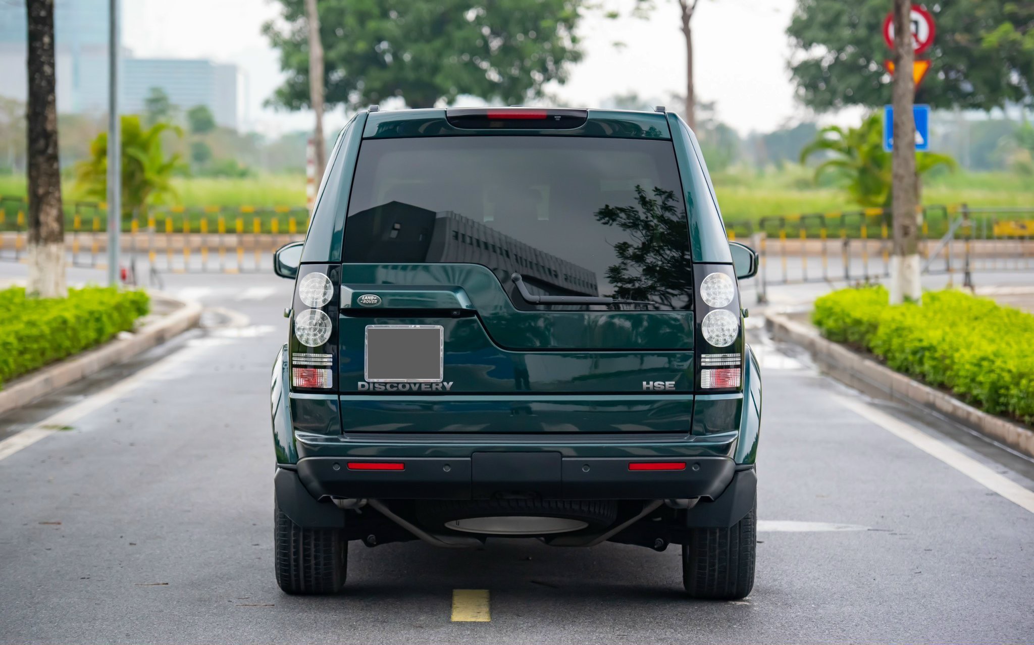 https://landrovervietnam.vn/z5133494603151_3d8d249455cd73278838d072427ec5d3