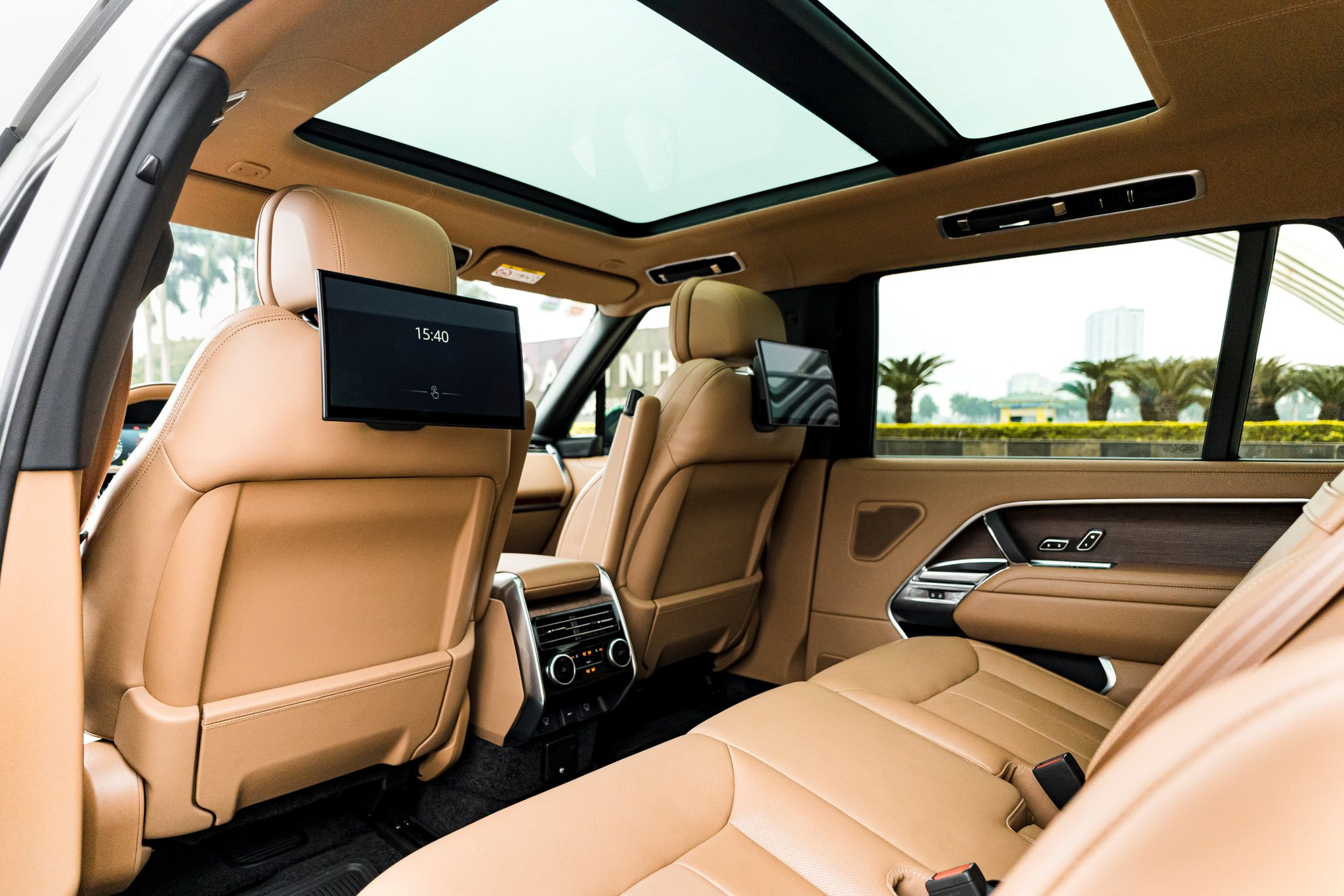 https://landrovervietnam.vn/495275220_4184833801841179_1291784775731667306_n