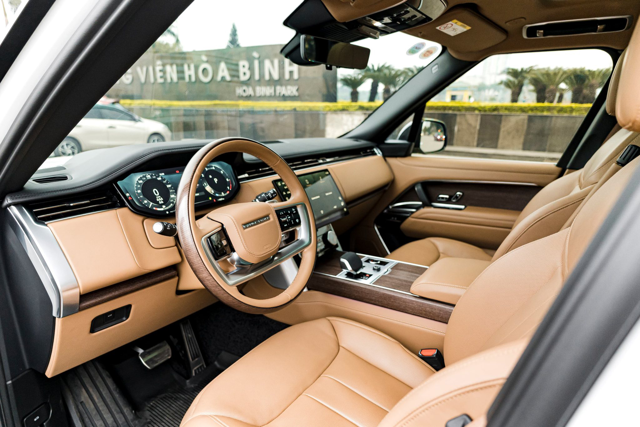 https://landrovervietnam.vn/495839418_4184833841841175_3698280715524730465_n