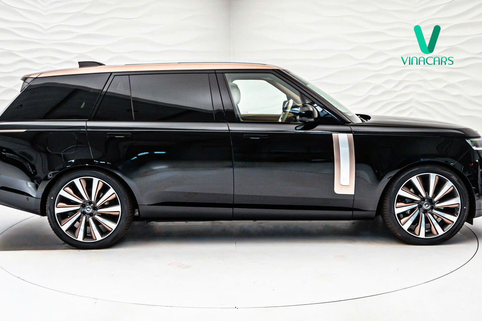https://landrovervietnam.vn/Range-Rover-SV-Autobiography-LWB-2025-01
