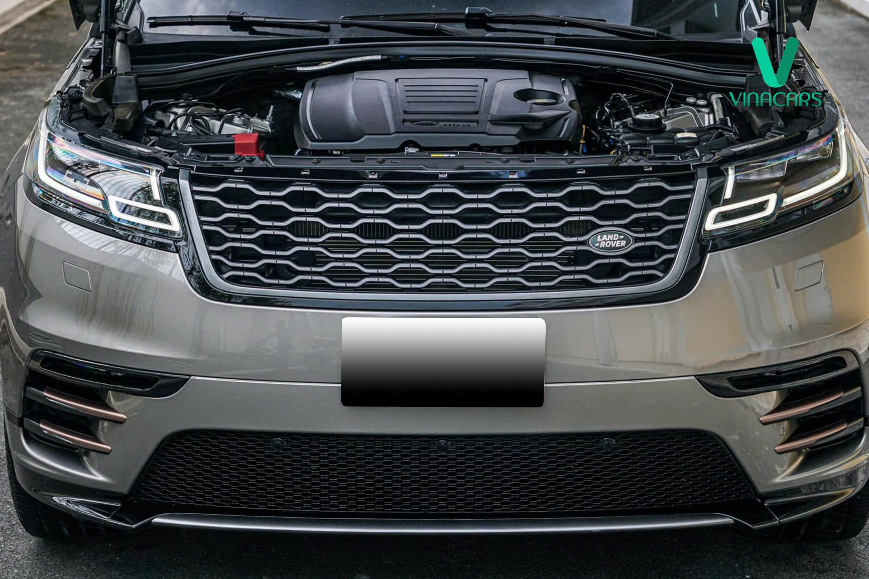 https://landrovervietnam.vn/Range-Rover-Velar-R-Dynamic-P300-SE-2018-39