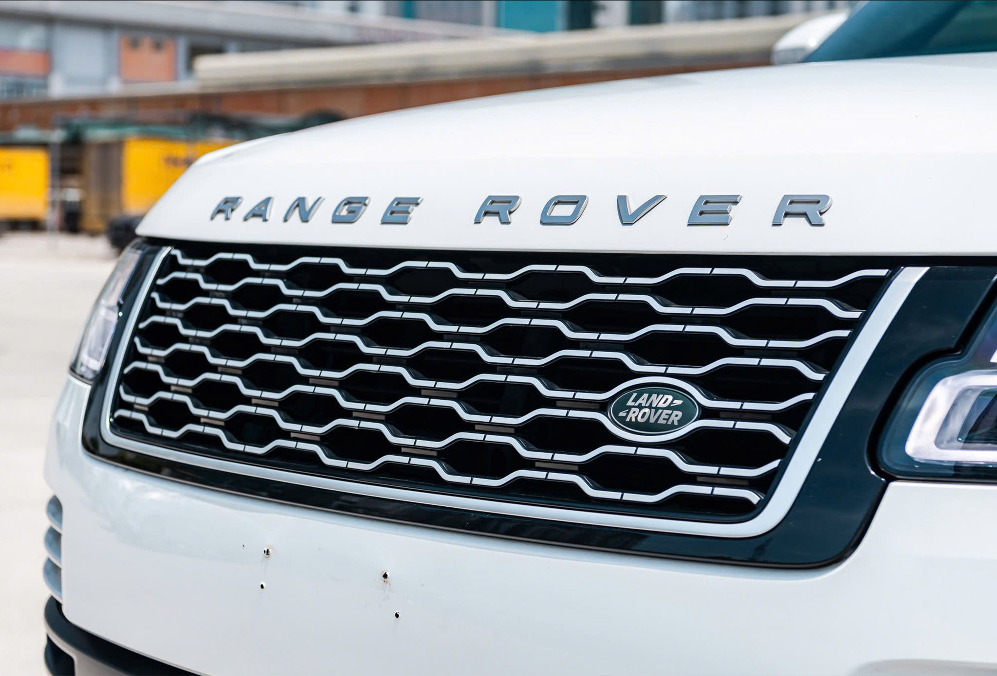 https://landrovervietnam.vn/range-rover-autobiography-p400-lwb-2020-trang-nau-17